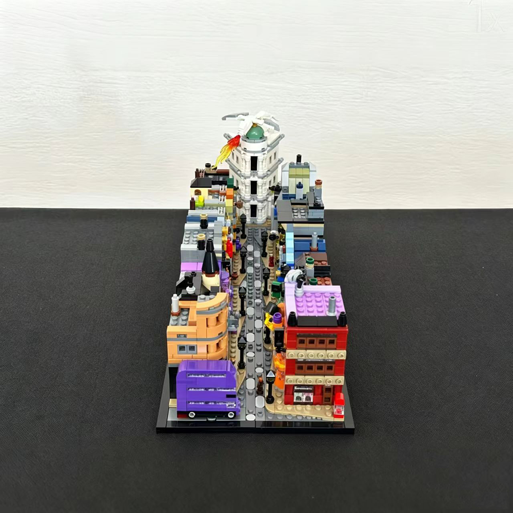 Vintage Collectibles Toys - 2750Pcs Medieval Magic Street View Building