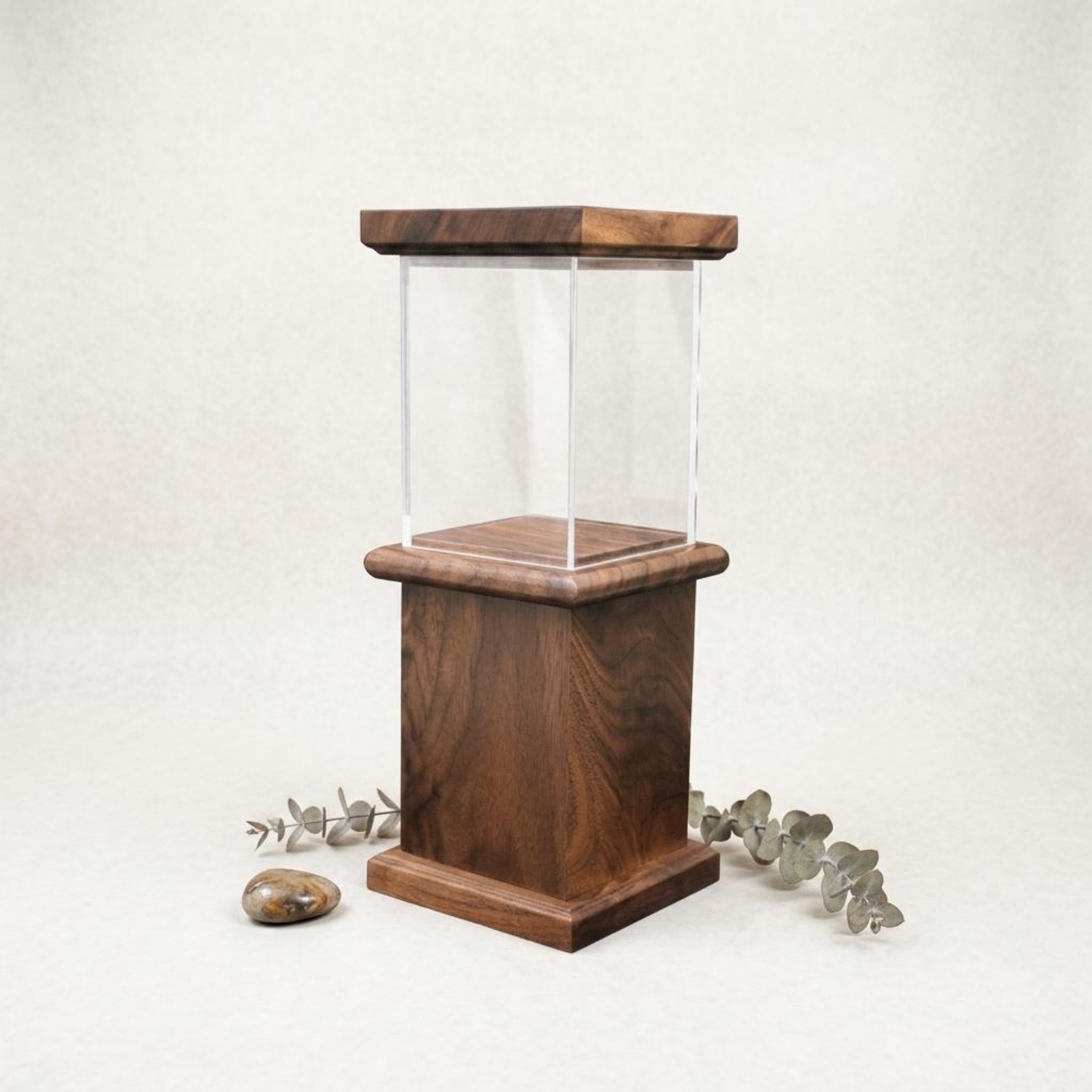 Dustproof Model Showcase Trans - Collectible & Vintage Dolls For Halloween reseña y precio