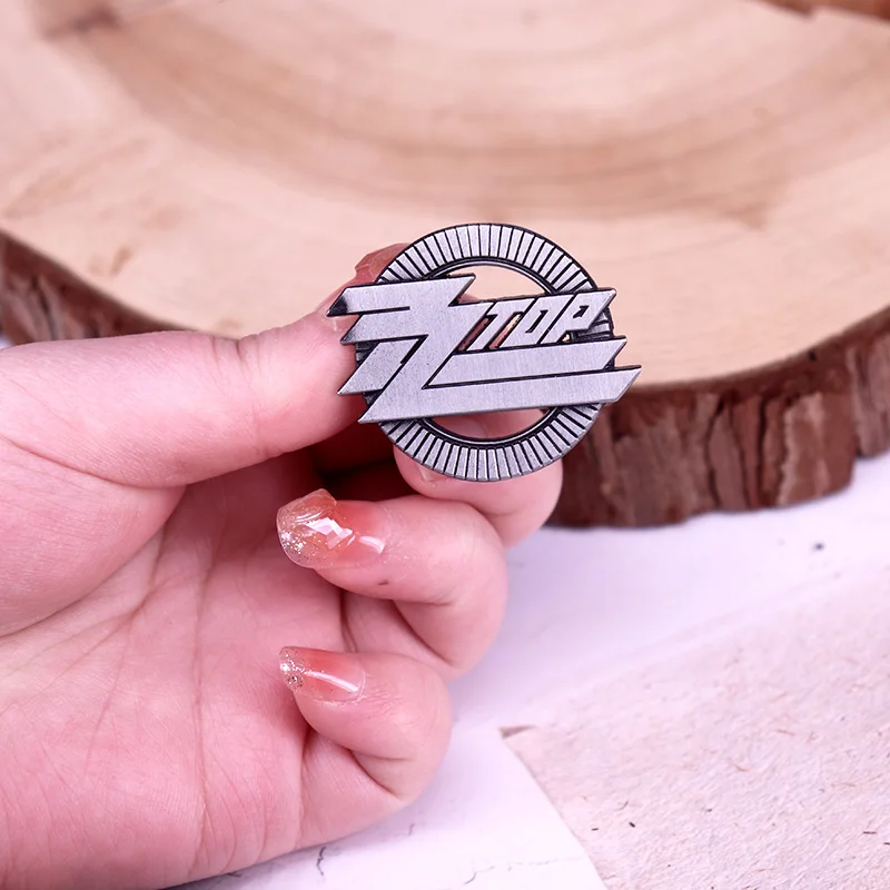 Rock Band Enamel Pin Vintage M - Collectible Vintage Brooches reseña y precio