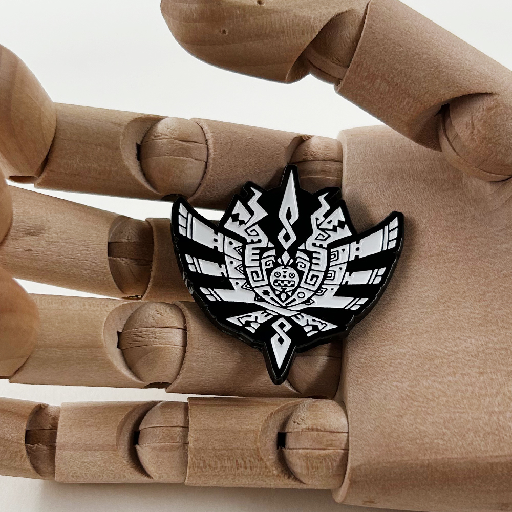 MH4 Monster Hunter-4 Logo Badg - Collectible Vintage Brooches reseña y precio