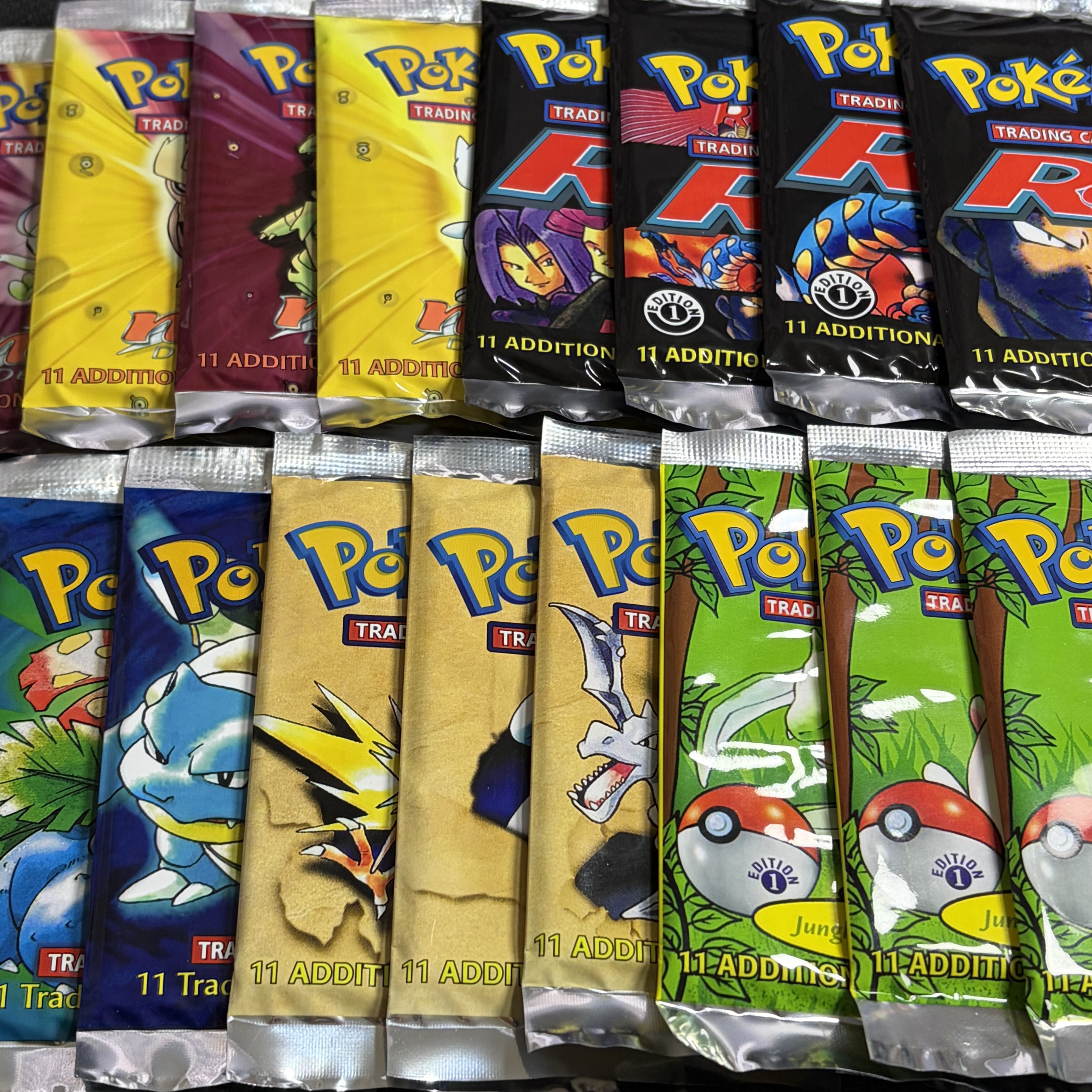 PKM Booster Pack TEAM ROCKET/B - Vintage Collectible Cards reseña y precio