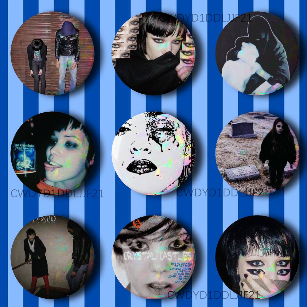 C-Crystal Castles Band Amnesty - Collectible Vintage Brooches reseña y precio