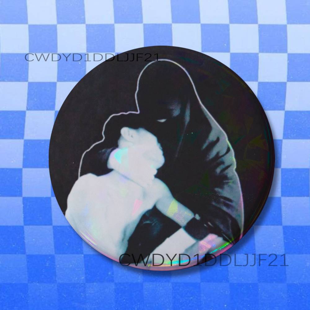 C-Crystal Castles Band Amnesty - Collectible Vintage Brooches reseña y precio