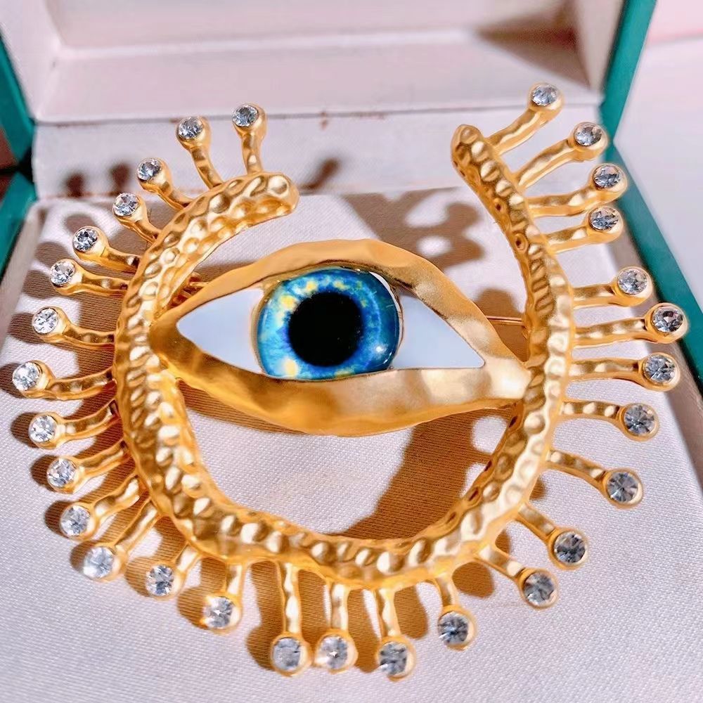 New Evil Eye Badges Cosplay An - Collectible Vintage Brooches reseña y precio
