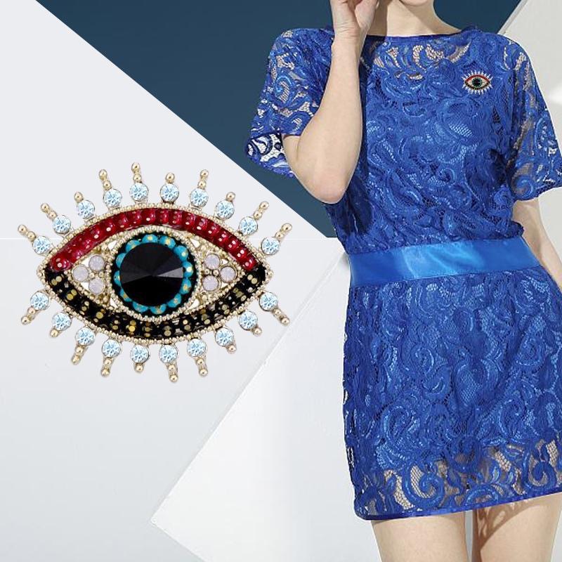 New Evil Eye Badges Cosplay An - Collectible Vintage Brooches reseña y precio