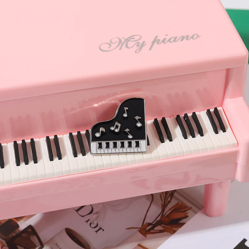 Musical Instrument Enamel Lape - Collectible Vintage Brooches reseña y precio